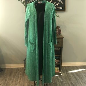 💖2/$15💖 LuLaRoe Green Sarah Cardigan (Size: Small)